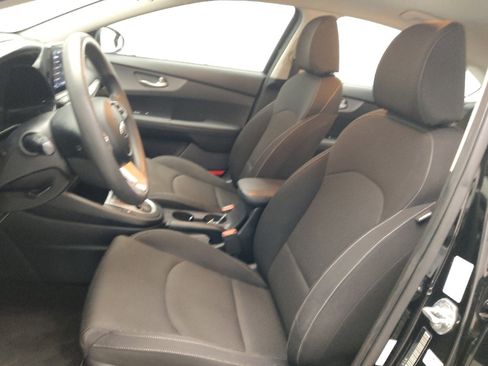 Used 2019 Kia Forte LXS image 17