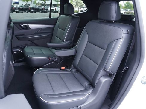 New 2026 Buick Enclave Preferred w/ Power Package FWD image 9