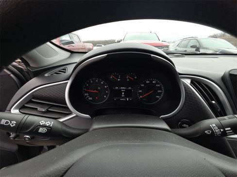 Used 2024 Chevrolet Malibu LT image 9