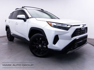 Used 2024 Toyota RAV4 SE w/ Weather Package AWD/4WD video 1