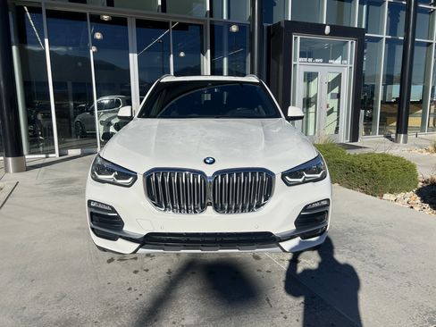 Used 2021 BMW X5 xDrive40i w/ Convenience Package image 2