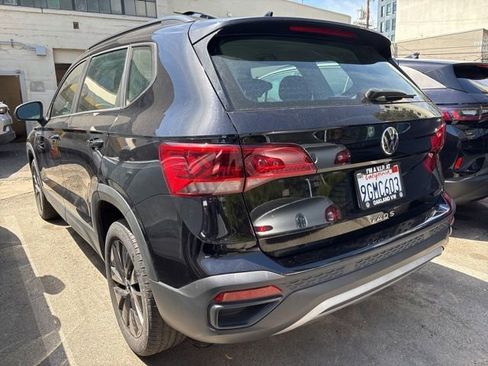 Certified 2023 Volkswagen Taos S FWD image 5