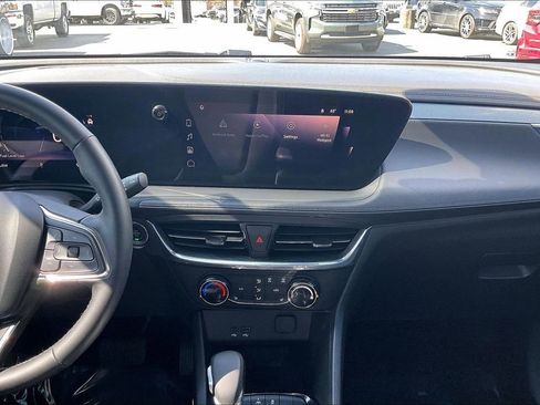 Used 2025 Buick Encore GX Preferred w/ Comfort Package image 12