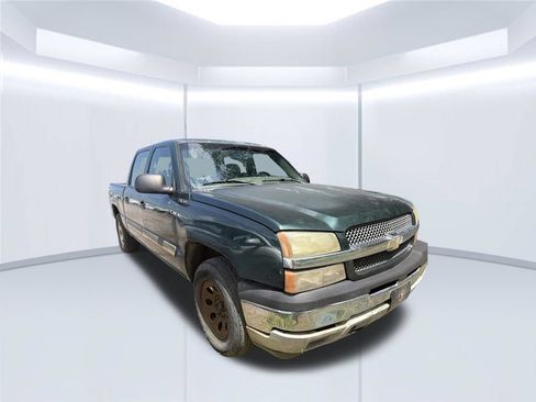 Used 2005 Chevrolet Silverado 1500 LS w/ Light Duty Power Package AWD/4WD image 4