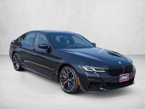 Used 2023 BMW M550i xDrive w/ Parking Assistance Package AWD/4WD image 3
