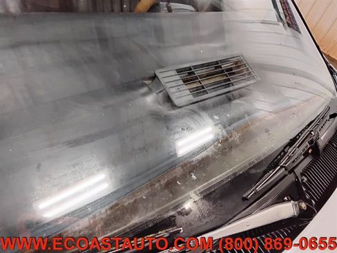 Used 1992 Buick Roadmaster Sedan RWD image 16