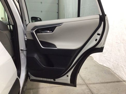 Used 2024 Toyota RAV4 Limited image 28