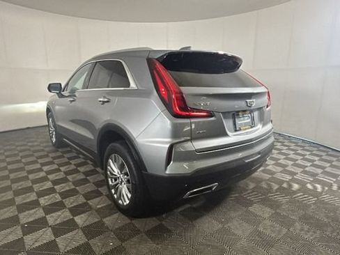 Used 2024 Cadillac XT4 Premium Luxury AWD/4WD image 4