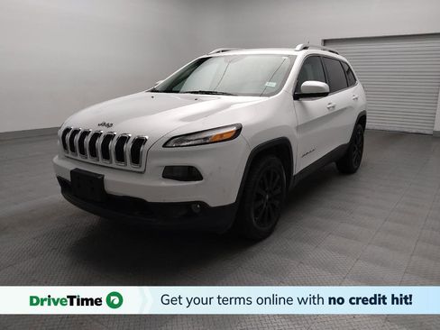 Used 2018 Jeep Cherokee Latitude image 1