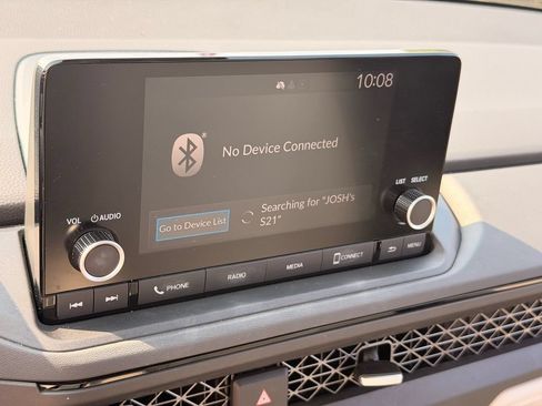 Used 2024 Honda Accord EX image 18