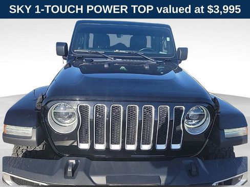 Used 2019 Jeep Wrangler Unlimited Sahara image 3