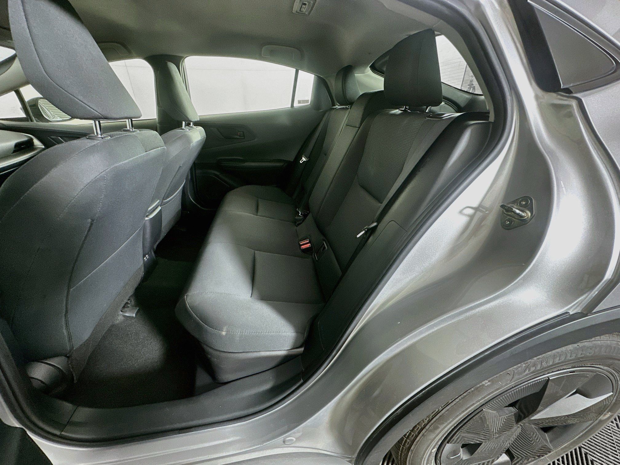 Used 2025 Toyota Prius LE FWD image 26