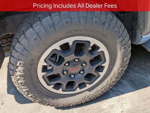 Certified 2025 Toyota 4Runner TRD Off-Road Premium w/ Tow Technology Package AWD/4WD image 9