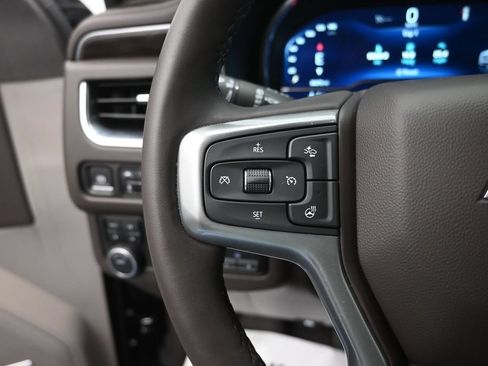 Used 2024 Chevrolet Tahoe Z71 w/ Luxury Package AWD/4WD image 28