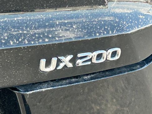 Used 2019 Lexus UX 200 w/ Accessory Package 2 FWD image 4