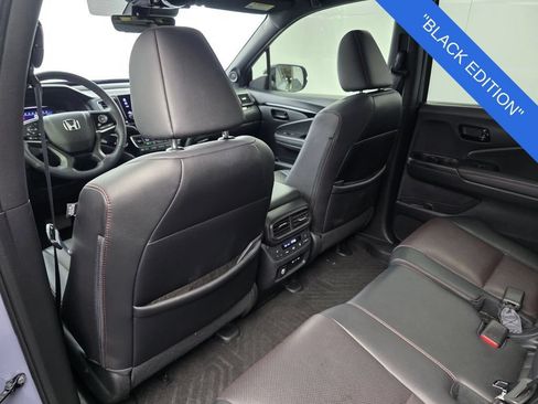 Used 2025 Honda Passport Black Edition image 15