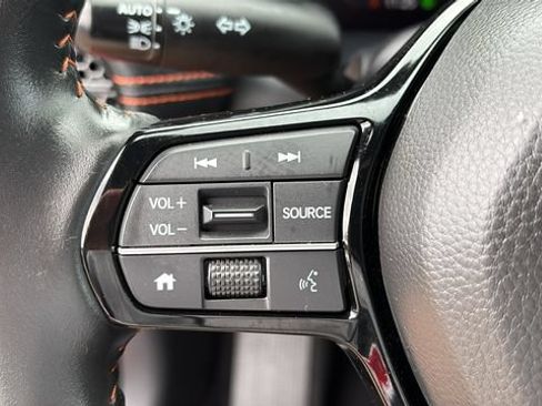 Used 2025 Honda HR-V Sport image 13