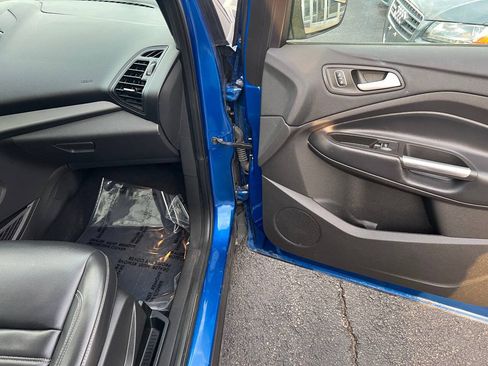 Used 2019 Ford Escape SEL FWD image 29