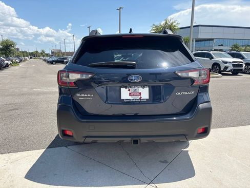 Certified 2025 Subaru Outback Premium AWD/4WD image 6