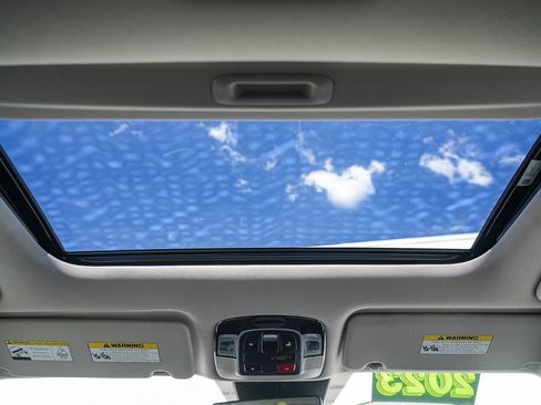 Certified 2023 Hyundai Tucson SEL w/ Convenience Package FWD image 16