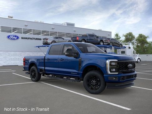 New 2026 Ford F250 Lariat w/ Black Appearance Package image 7