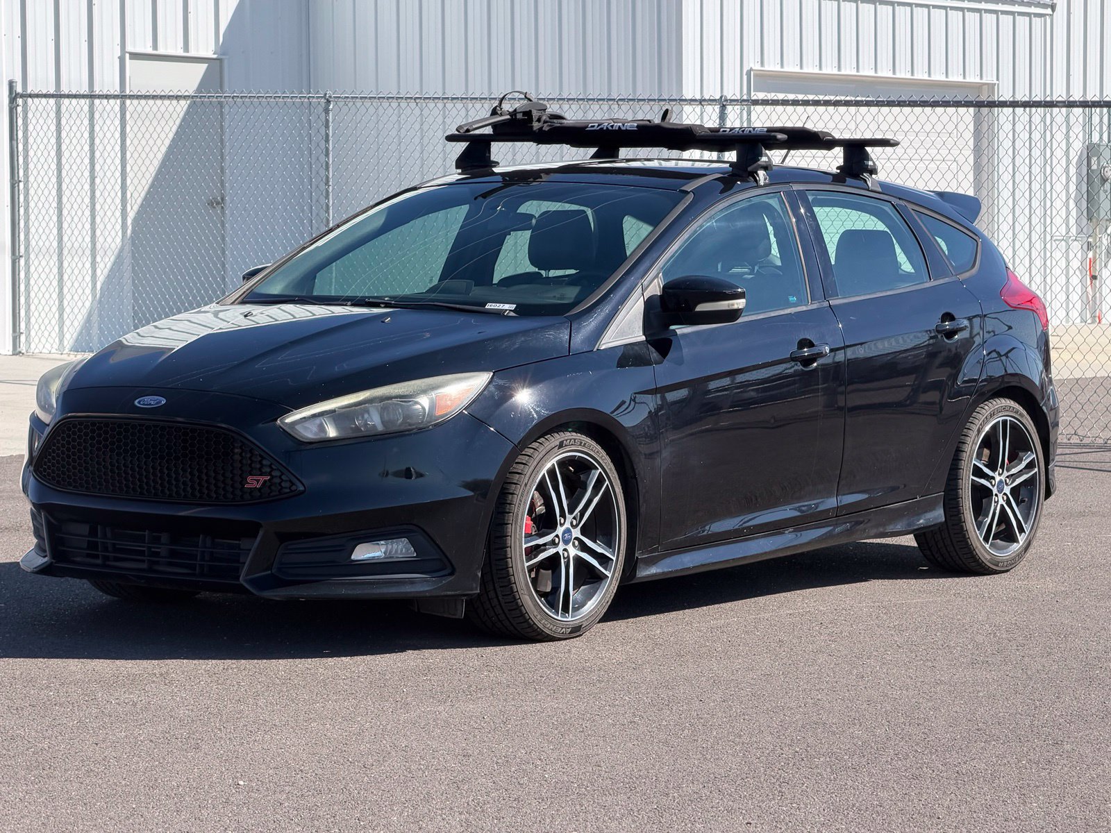 Used 2016 Ford Focus ST w/ Equipment Group 401A FWD image 3