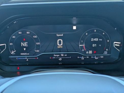 Used 2022 GMC Yukon XL Denali AWD/4WD image 37