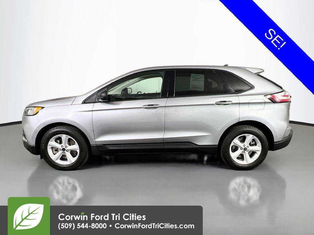 Used 2023 Ford Edge SE AWD/4WD image 5