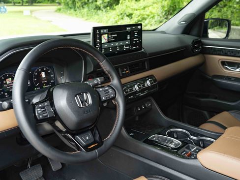 Used 2026 Honda Passport TrailSport Elite image 16
