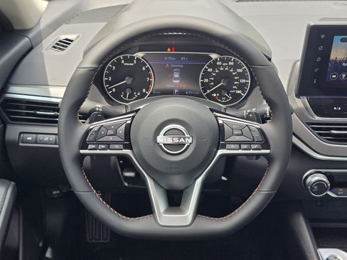 New 2026 Nissan Altima 2.5 SR FWD image 14