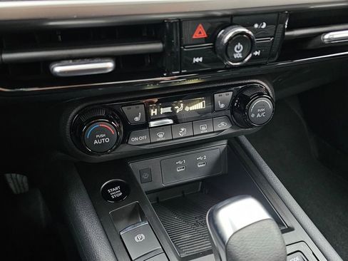 New 2026 Nissan Kicks SV w/ SV Premium Package image 17