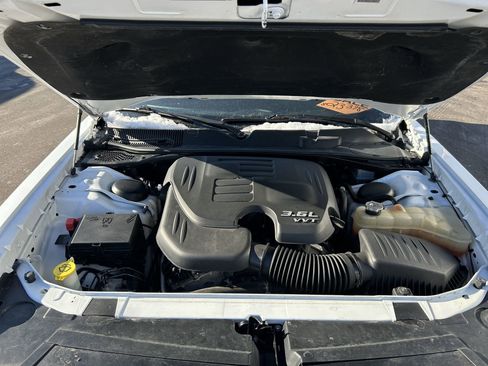 Used 2021 Dodge Challenger SXT image 13