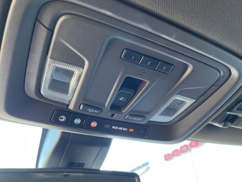 Used 2019 GMC Sierra 1500 SLT w/ SLT Premium Plus Package image 19