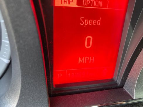 Used 2015 GMC Terrain SLE image 23