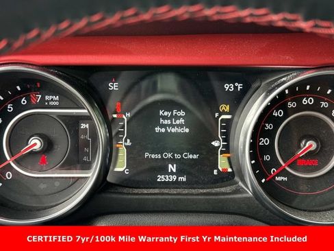 Used 2022 Jeep Wrangler Unlimited Rubicon AWD/4WD image 32
