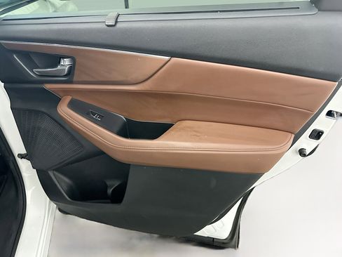 Used 2023 Acura MDX SH-AWD w/ Technology Package image 34