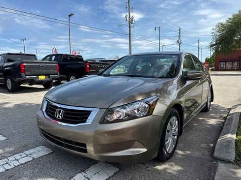 Used 2010 Honda Accord LX image 4
