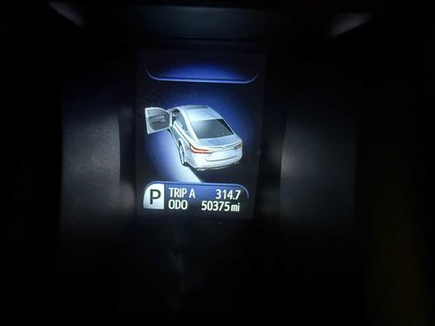 Used 2016 Toyota Avalon XLE Premium FWD image 38
