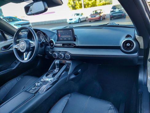 Used 2023 MAZDA MX-5 Miata Grand Touring w/ Weather Package image 35