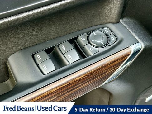 Used 2022 Chevrolet Silverado 1500 High Country w/ Technology Package image 20