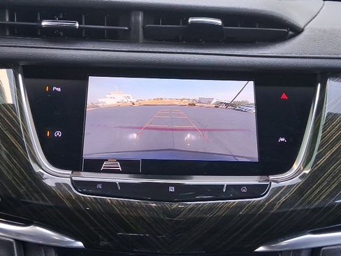 Used 2020 Cadillac XT6 Premium Luxury image 15