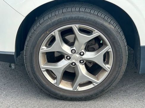 Used 2016 Subaru Forester 2.5i Touring w/ Eyesight & Navigation System AWD/4WD image 12