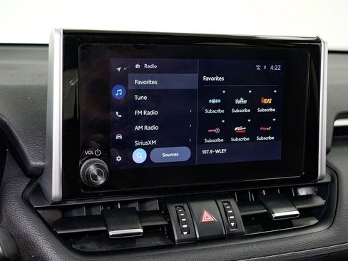 Used 2023 Toyota RAV4 XLE Premium image 16