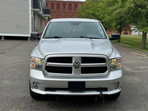 Used 2018 RAM 1500 Express w/ Express Value Package AWD/4WD image 2