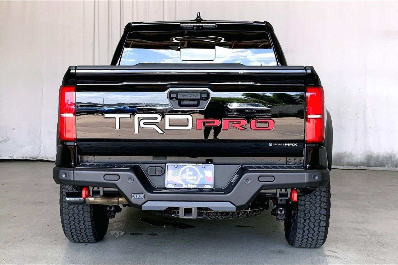 Used 2026 Toyota Tacoma TRD Pro AWD/4WD image 3