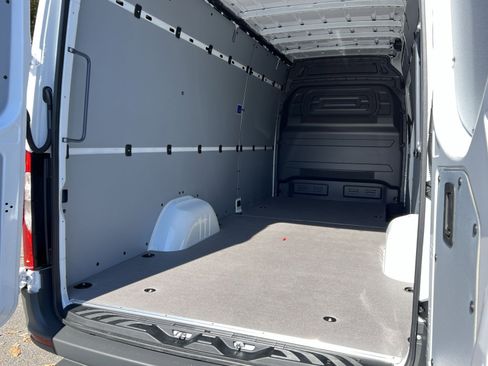 New 2026 Mercedes-Benz Sprinter 2500 image 25