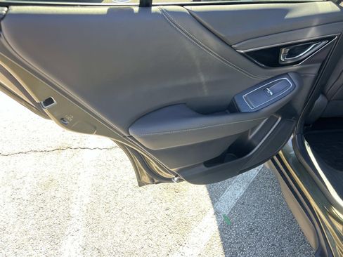 Certified 2025 Subaru Outback Limited image 21