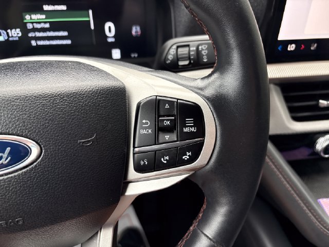 Used 2025 Ford Explorer Active w/ Active Comfort Package AWD/4WD image 12