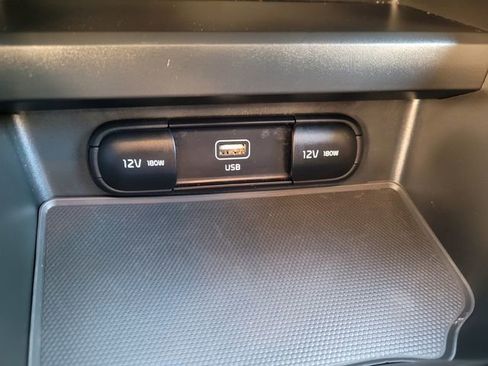 Used 2024 Kia Soul LX w/ Option Group 015 image 19