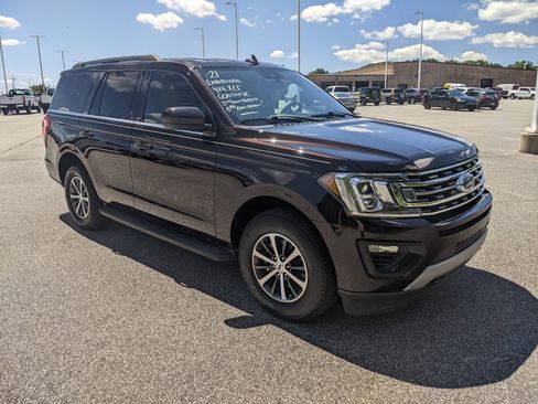 Used 2021 Ford Expedition XLT image 1